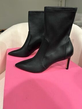 Stuart Weitzman Stuart Power Bootie 75, Size 7.5 Women’s